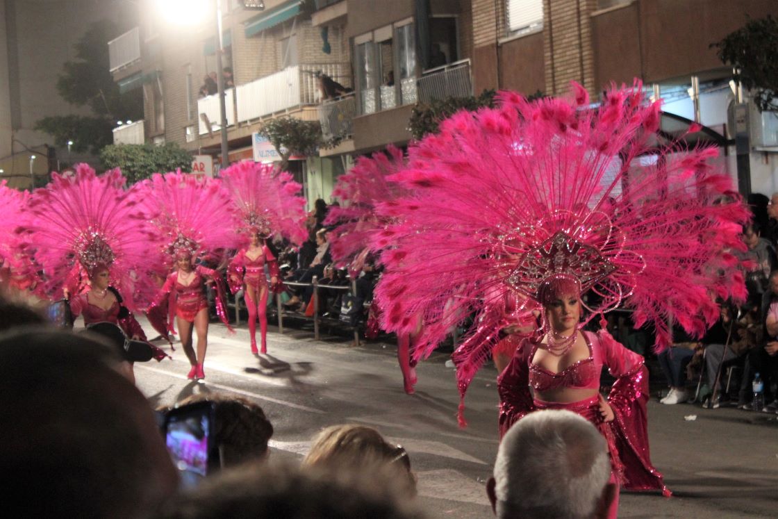 Carnaval mit Samba und Spektakel